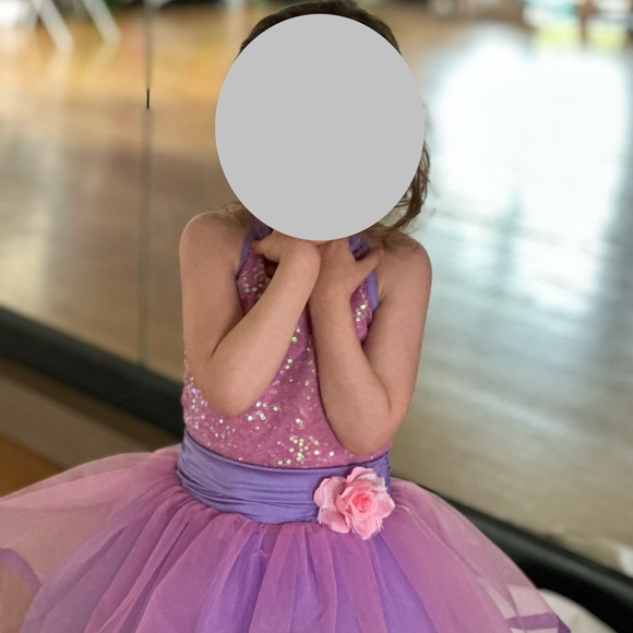 Little Girls Ballerina Dance costume, only worn for 10 min to have photos taken - Picture 4 of 4